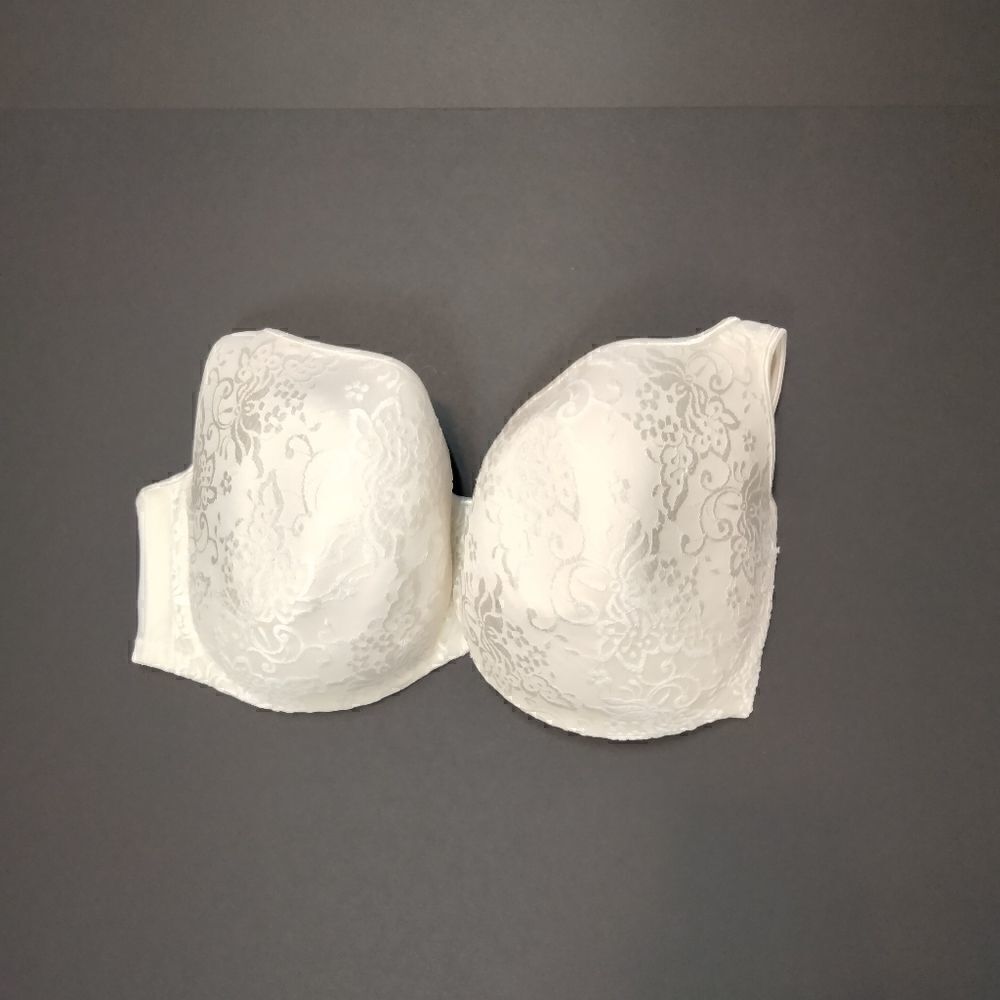 Cacique Plus Sized Bra - Picture 5 of 7